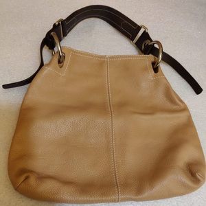 Cat”s Spain pebbled  Leather shoulder bag